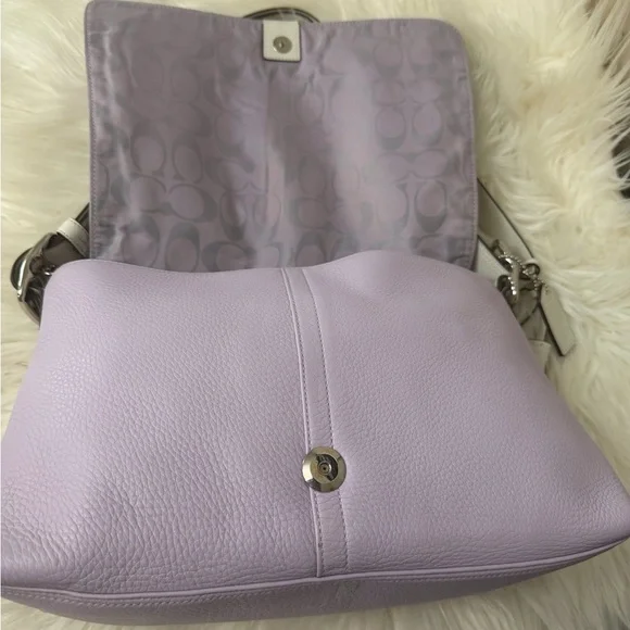 Vintage Coach Lavender Hampton  Convertible Shoulder Bag/ Hand bag # F10685 - Picture 11 of 15